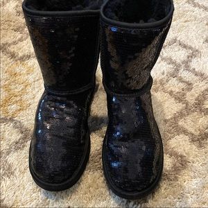 Black sequin uggs